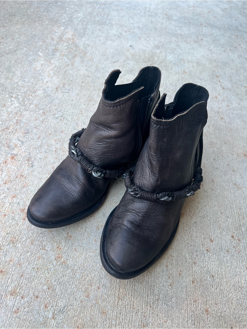 Ankle boots